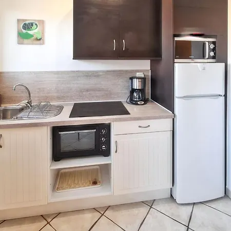 à Avec Barbecue - 22 M² *