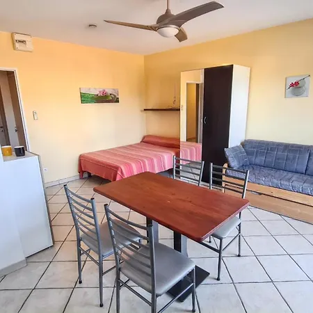 A Avec Barbecue - 22 M² Apartment Hyeres