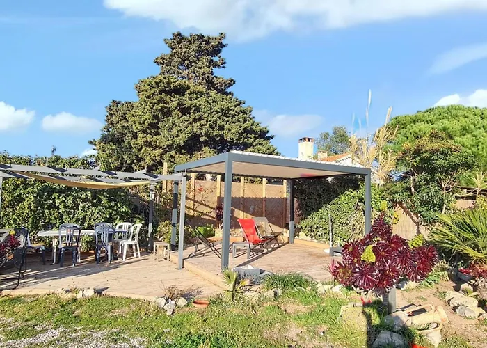 A Avec Barbecue - 22 M² Apartment Hyeres