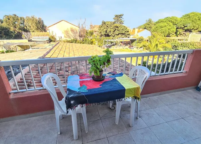 A Avec Barbecue - 22 M² * Hyeres